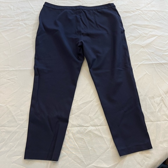 PENDLETON Women’s Stretch Cropped Pull On Pants, Hip Zipper Closure, Size 16P - Picture 6 of 6